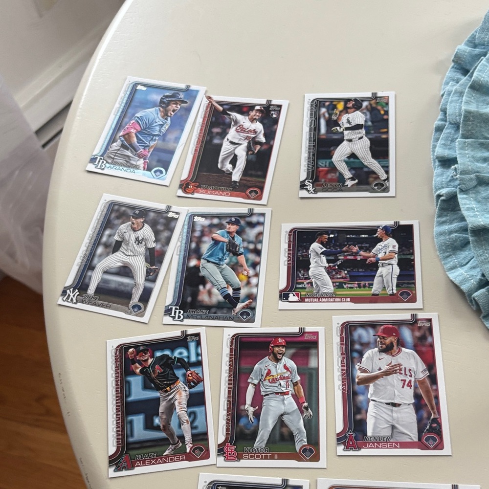 Topps Kids Trading Cards - Multicolor Collection - Picture 3 of 3